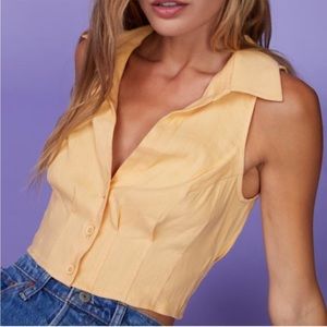 MONROW Linen Sleeveless Button Down Sand